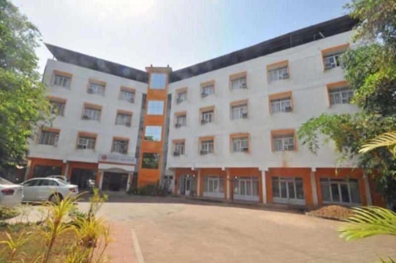 Hotel Solmar Panadzsi Kültér fotó